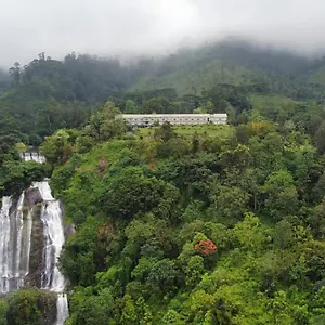 Hunas Falls Курортный комплекс Канди